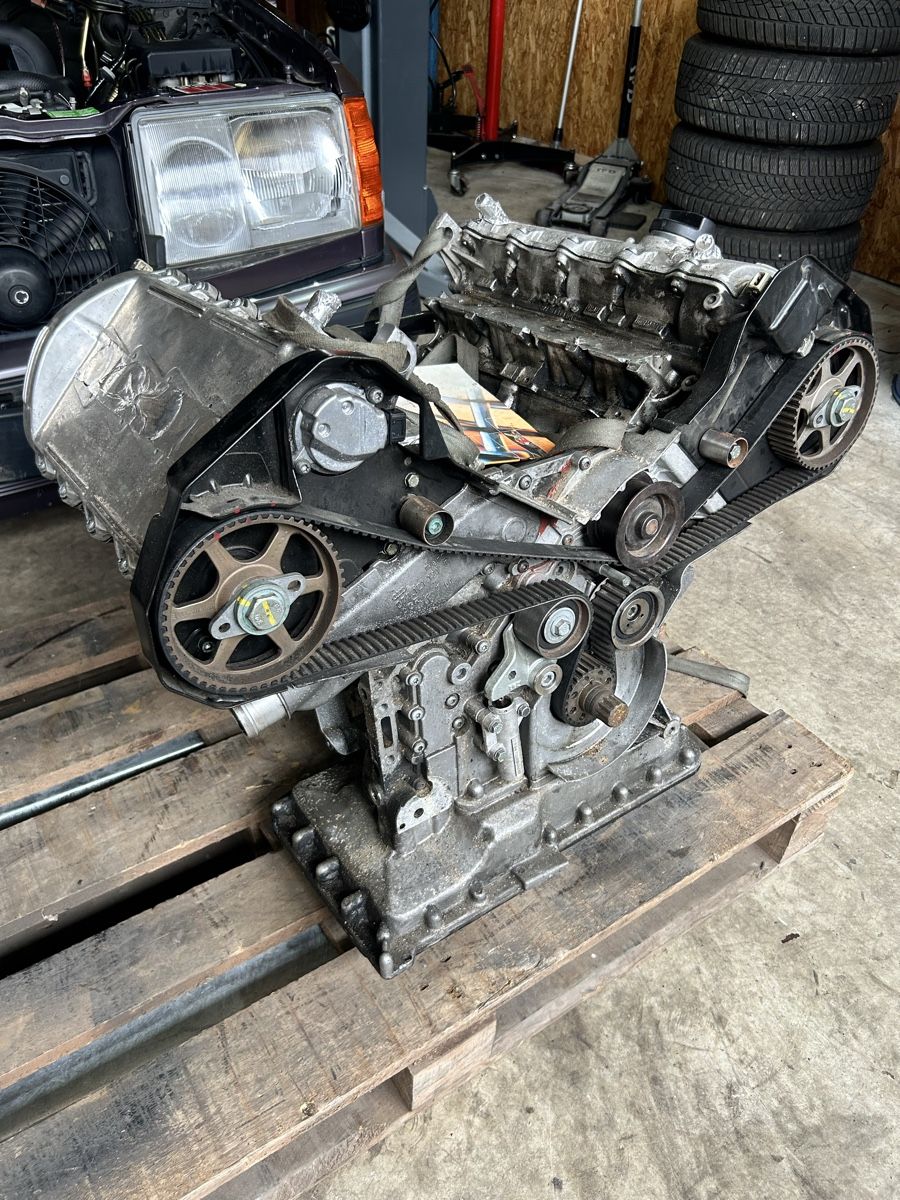 Audi Motoren: Audi V8 4.2l Motor 340Ps mit Anbauteile – Gebraucht aus Bolligen von jeganathan