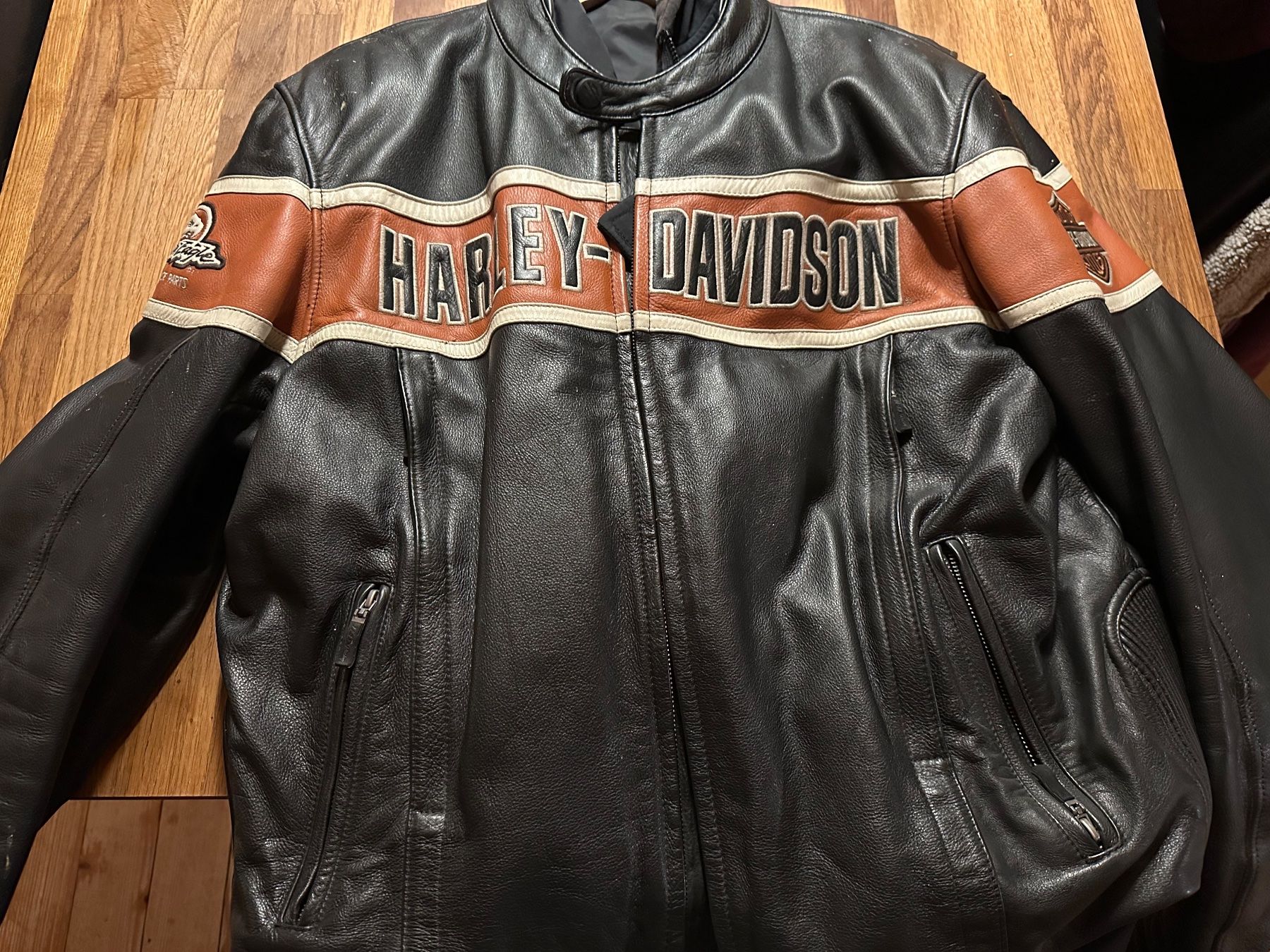 Harley-Davidson Giacche: Original Harley Davidson Lederjacke 2XL – Usato da Kaltenbach venduto da Dogsen