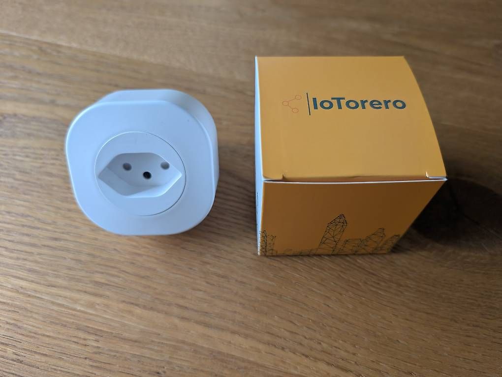 Spine: Athom Smart Plug V2 (CH)  ESPHome/Tasmota - Strommessung – Usato da Luzern venduto da Gorki