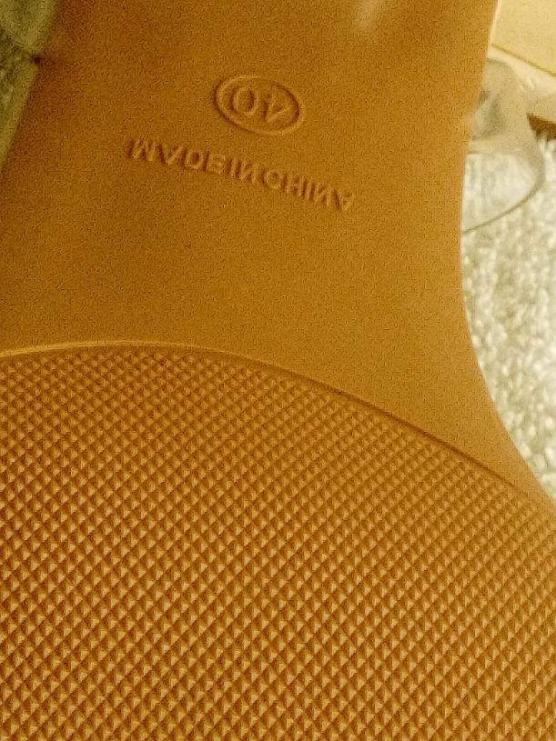 Damenschuhe: Elegante Sandalette mit Blockabsatz – Neu und originalverpackt aus Zürich von Mitzi6 3