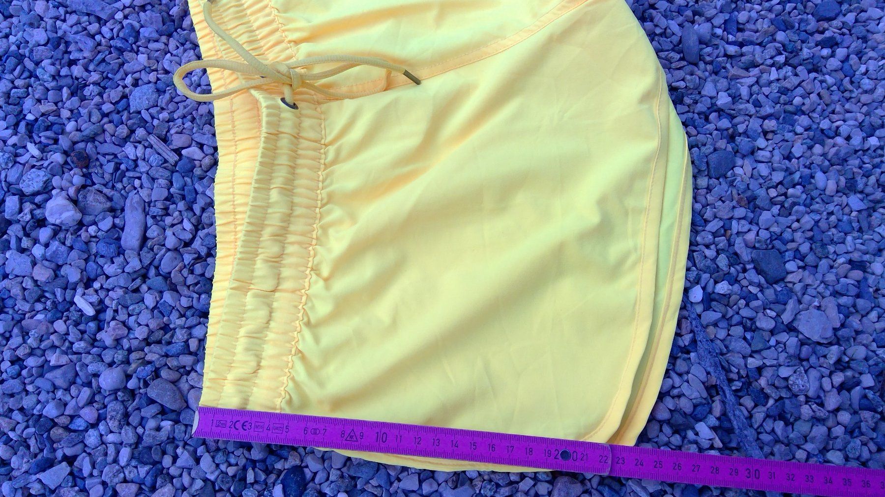 Hosen: Short jaune de bain CENSORED, taille 40, polyester 90% élast – Neu und originalverpackt aus Agiez von chouchanelle 5