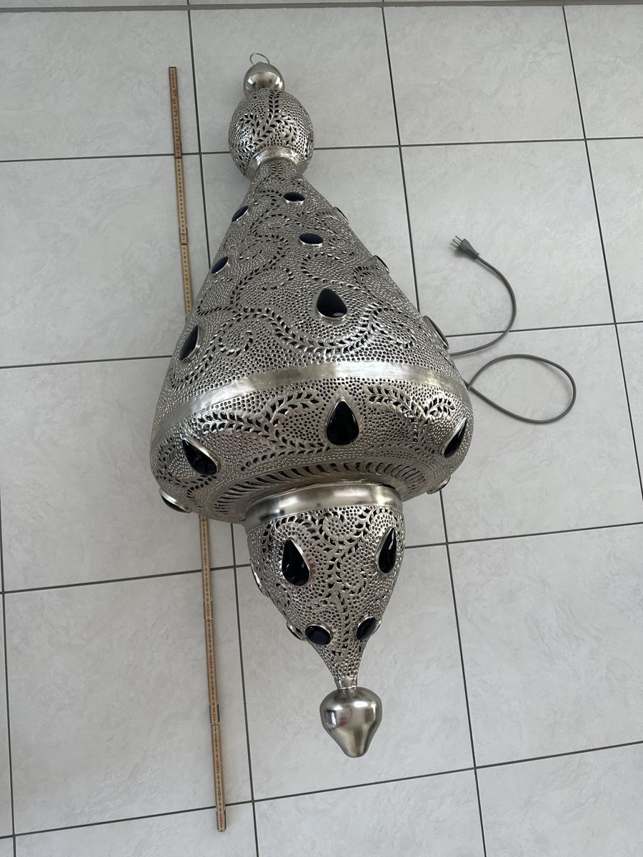 Lustres & lampes de plafonds: Grosse, schöne Hängelampe – D'occasion à Volketswil par Gujo