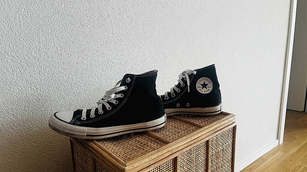Herrenschuhe: Converses noires et blanches  – Gebraucht aus Plan-les-Ouates von pap_95f9 1