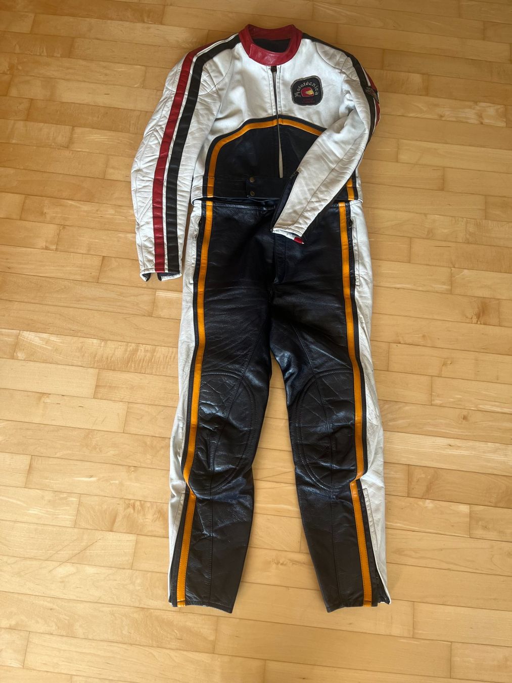 Completi: Motorrad-Lederkombi Vintage 80s – Usato da Jona venduto da Tschapatalpas 5