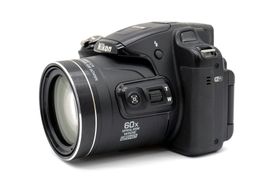 Nikon Coolpix P610 Bridgekamera 16.0MP, 60x opt. Zoom, WIFI