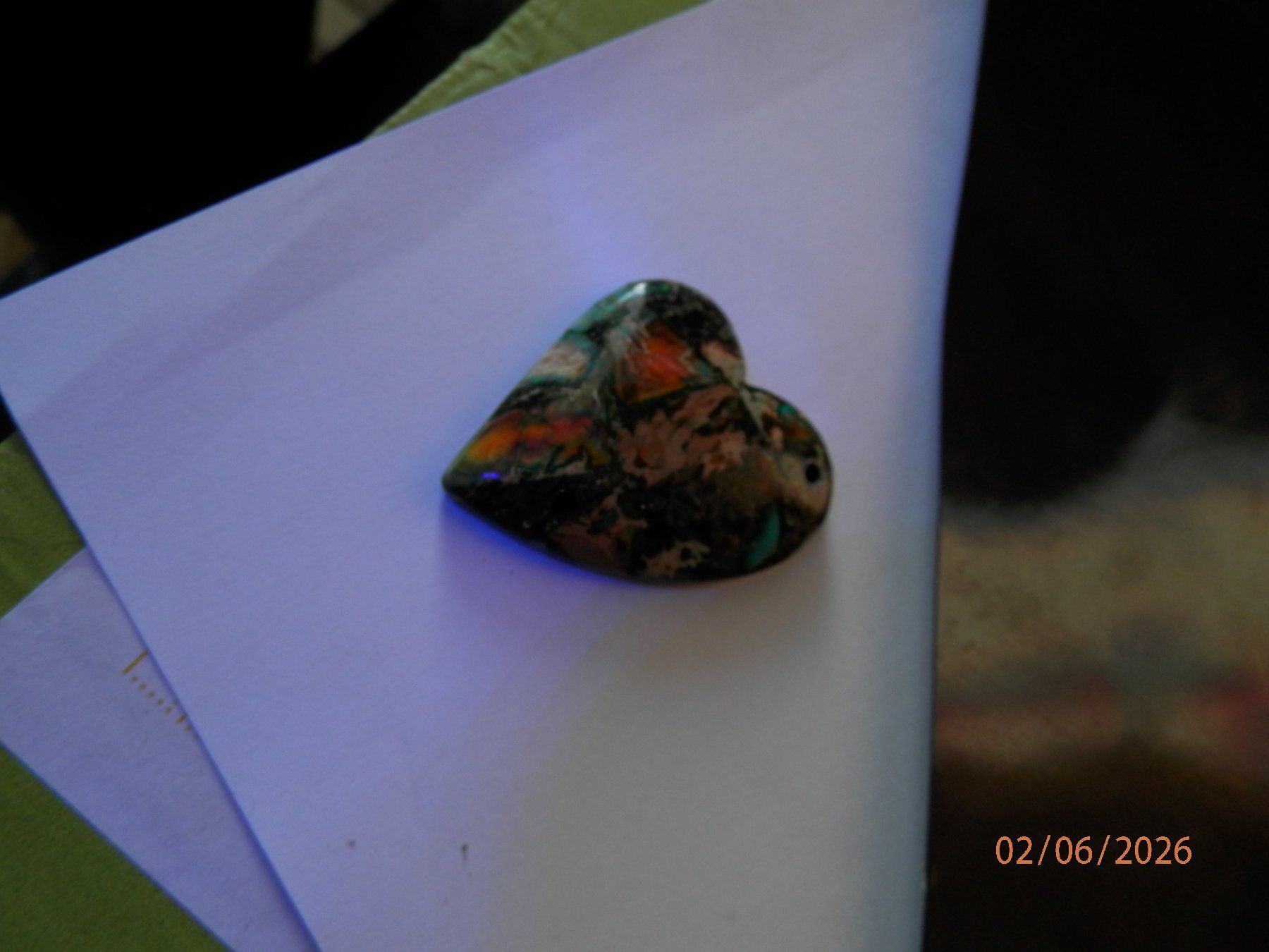 Ciondoli: Pendentif Coeur en pierre avec reflets – Nuovo (secondo la descrizione) da Gals venduto da Vivelesencheres 2