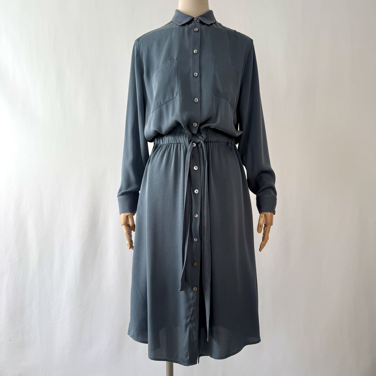 Repeat Vestiti: REPEAT Silk Dress – Usato da Emmen venduto da Avviivva_Com2023