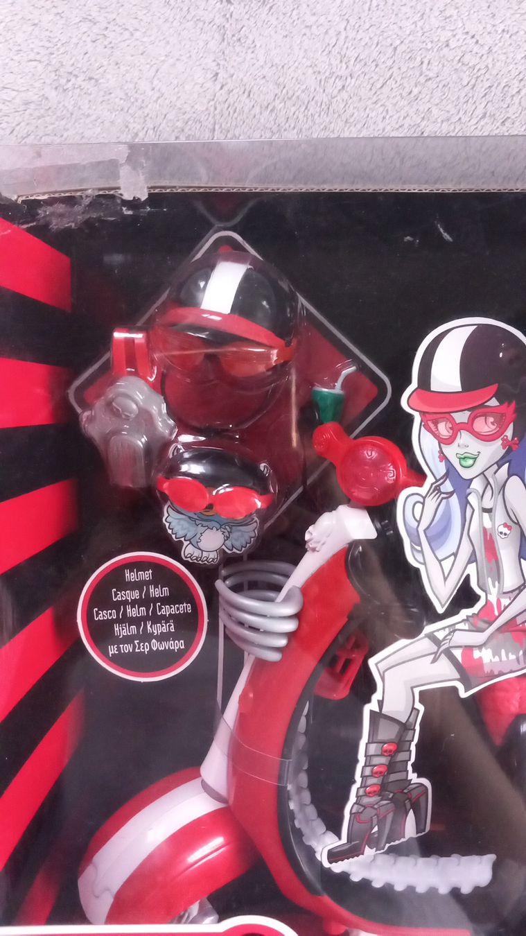 Bambole: Monster High Ghoulia Scooter – Usato da Bex venduto da aud_cy2l 2