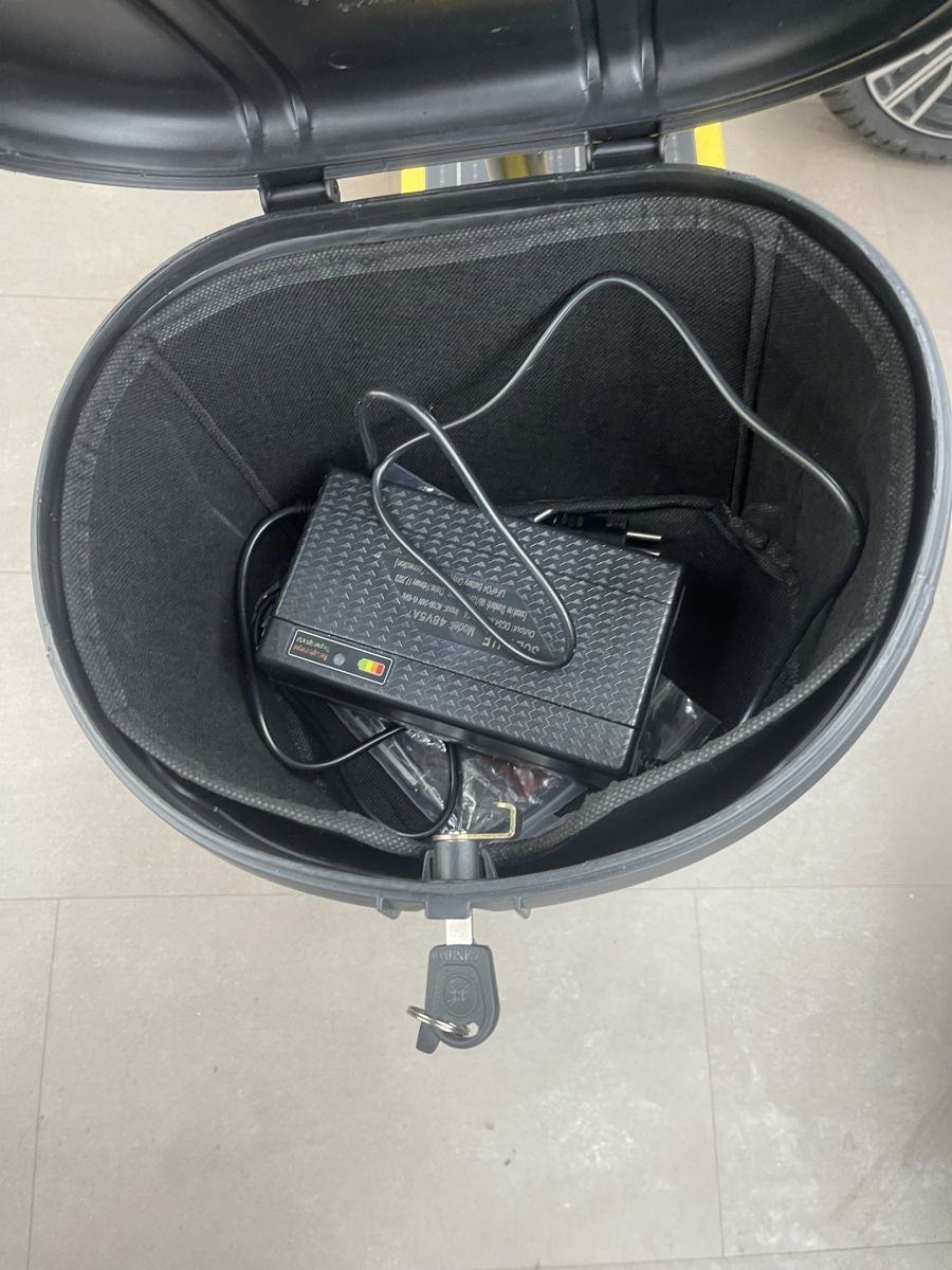 Kickboard: E Trottinett Solar – Gebraucht aus Grenchen von 2024scooterparts 5
