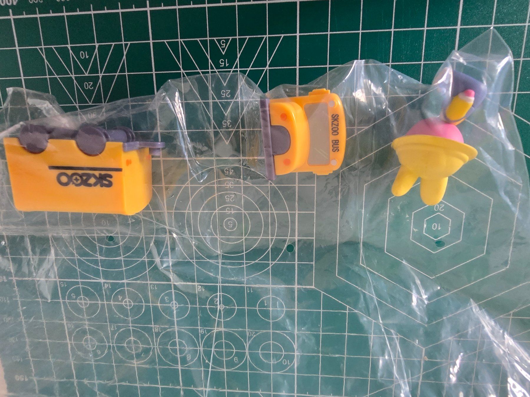 Statuette: stray kids skzoo bus gatcha – Usato da Neuchâtel venduto da mag_q5kc 1