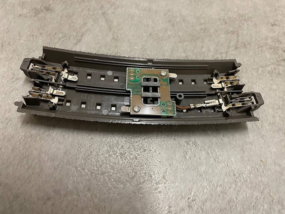 Märklin Schaltgleis gebogen 24294 (Gebraucht) in Küttigen für CHF 1 ...