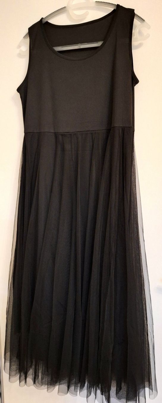 Kleider: Tüllkleid Mesh/Plissee Schwarz Onesize – Gebraucht aus Matten b. Interl von iae_cwc7