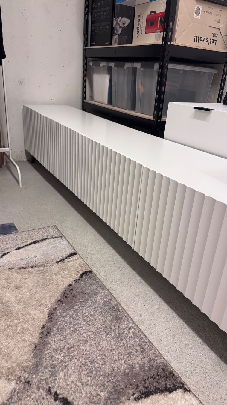 Mobili TV: TV Lowboard 190cm Weiss – Nuovo (secondo la descrizione) da Hinwil venduto da norisenya 2