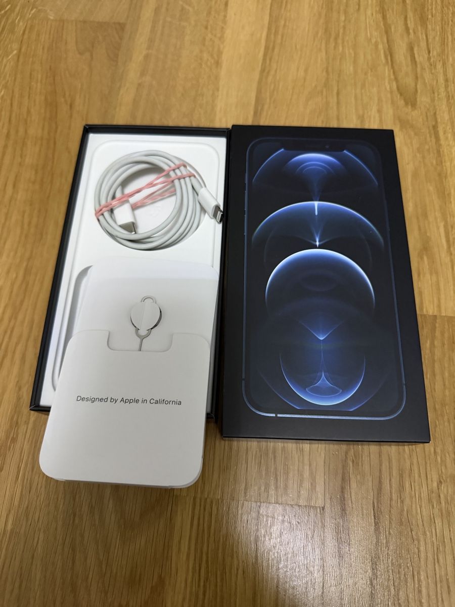 Apple Telefoni cellulari / Smartphones: Originalbox ohne Handy – Nuovo (secondo la descrizione) da Basel venduto da Leyla_12 1