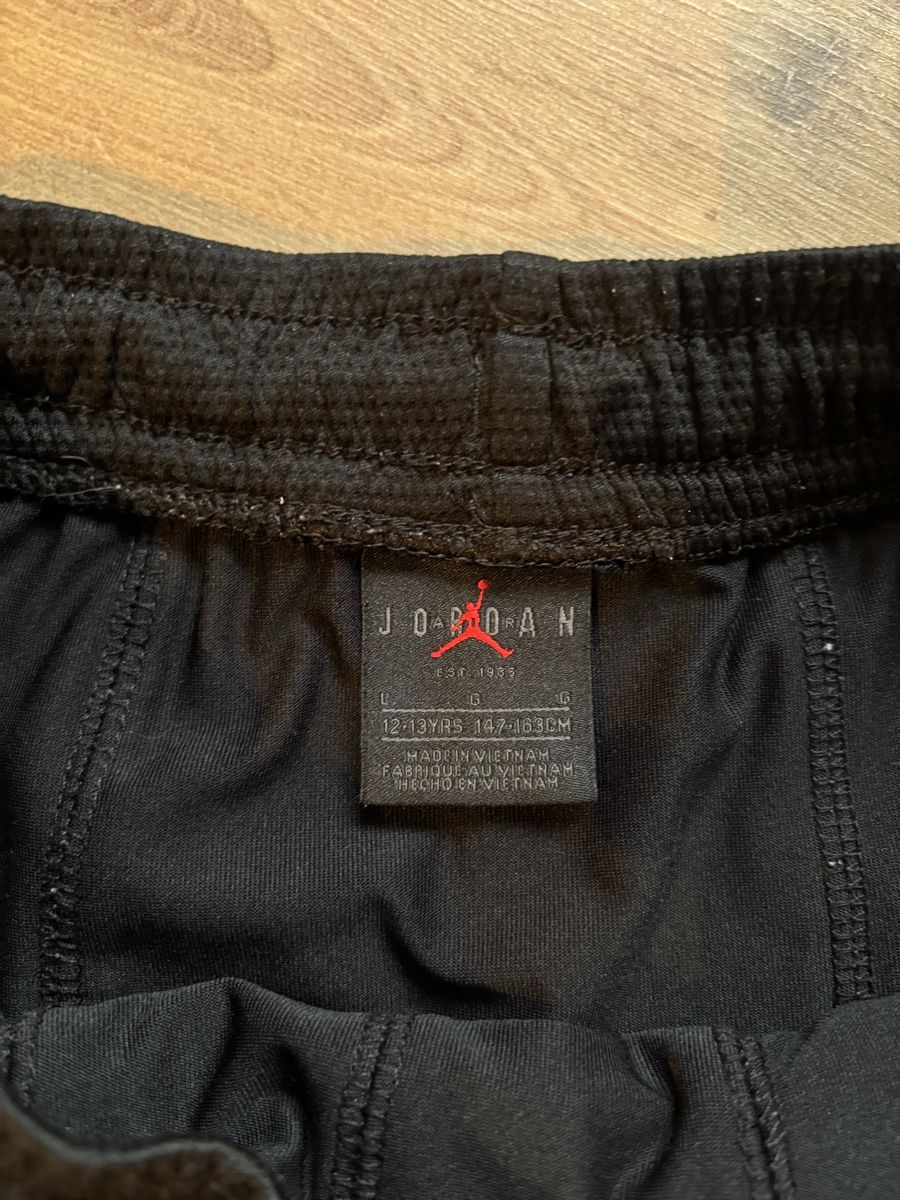 Jordan Hosen: short de sport JORDAN, taille 12-13 ans – Gebraucht aus Tavannes von callie.mcli 2