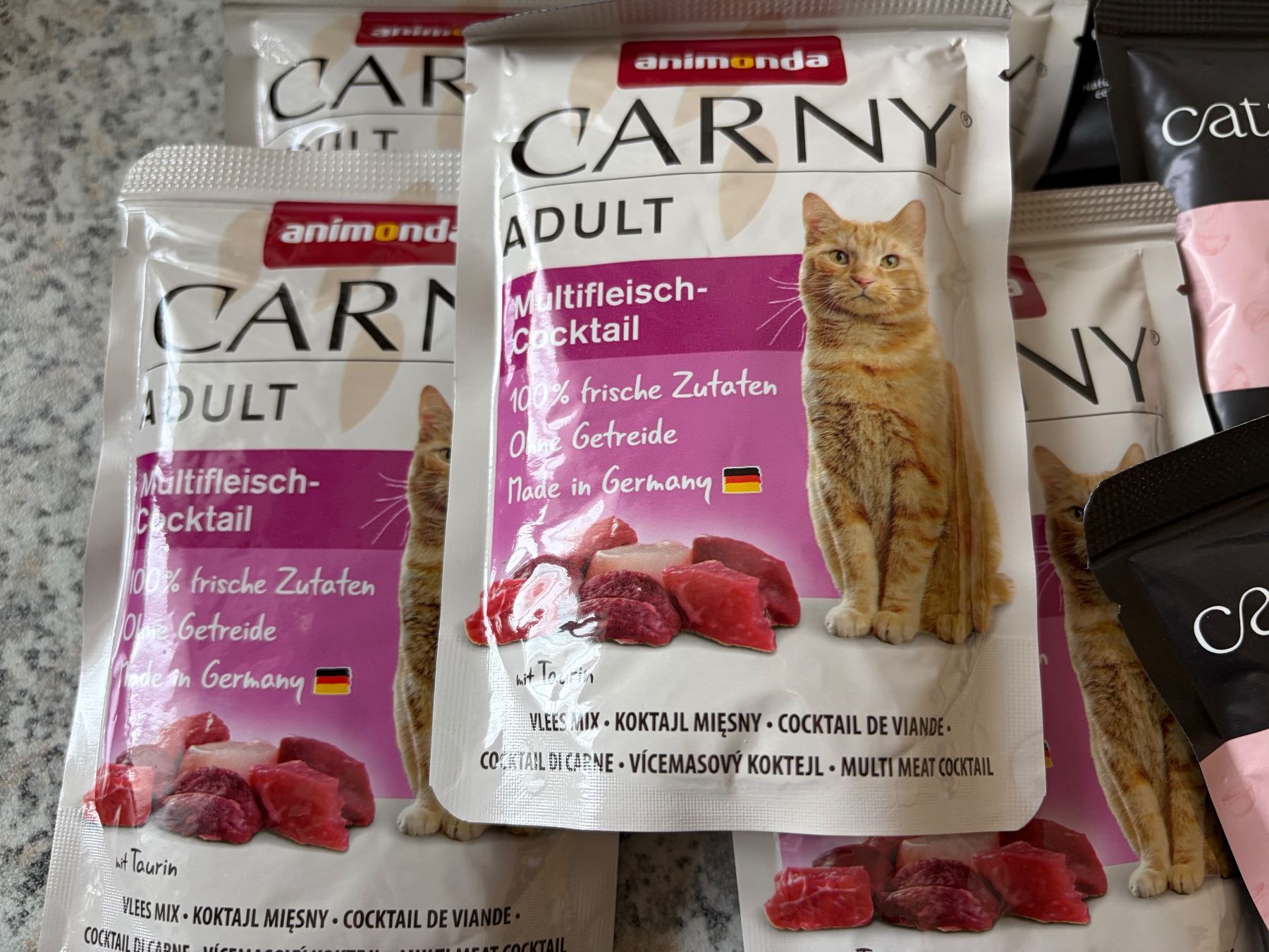 Mangimi: Kleines Katzenfutter Paket 18 Teile – Usato da zürich venduto da sunnyredchilli 3