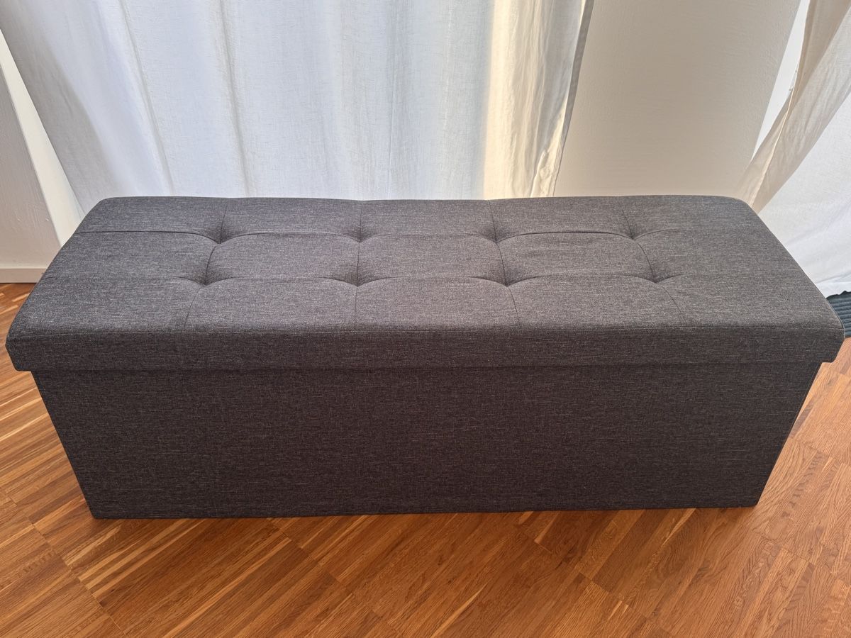 Panchine: Grey Ottoman Bench with Storage - Practical & Stylish – Nuovo (secondo la descrizione) da Zürich venduto da Tanja_G88