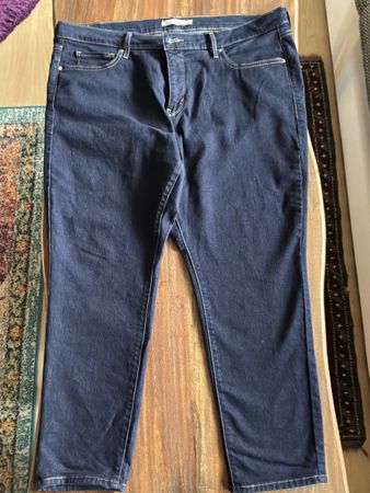 Levi's 311 Shaping Skinny Jeans Grösse  52/30