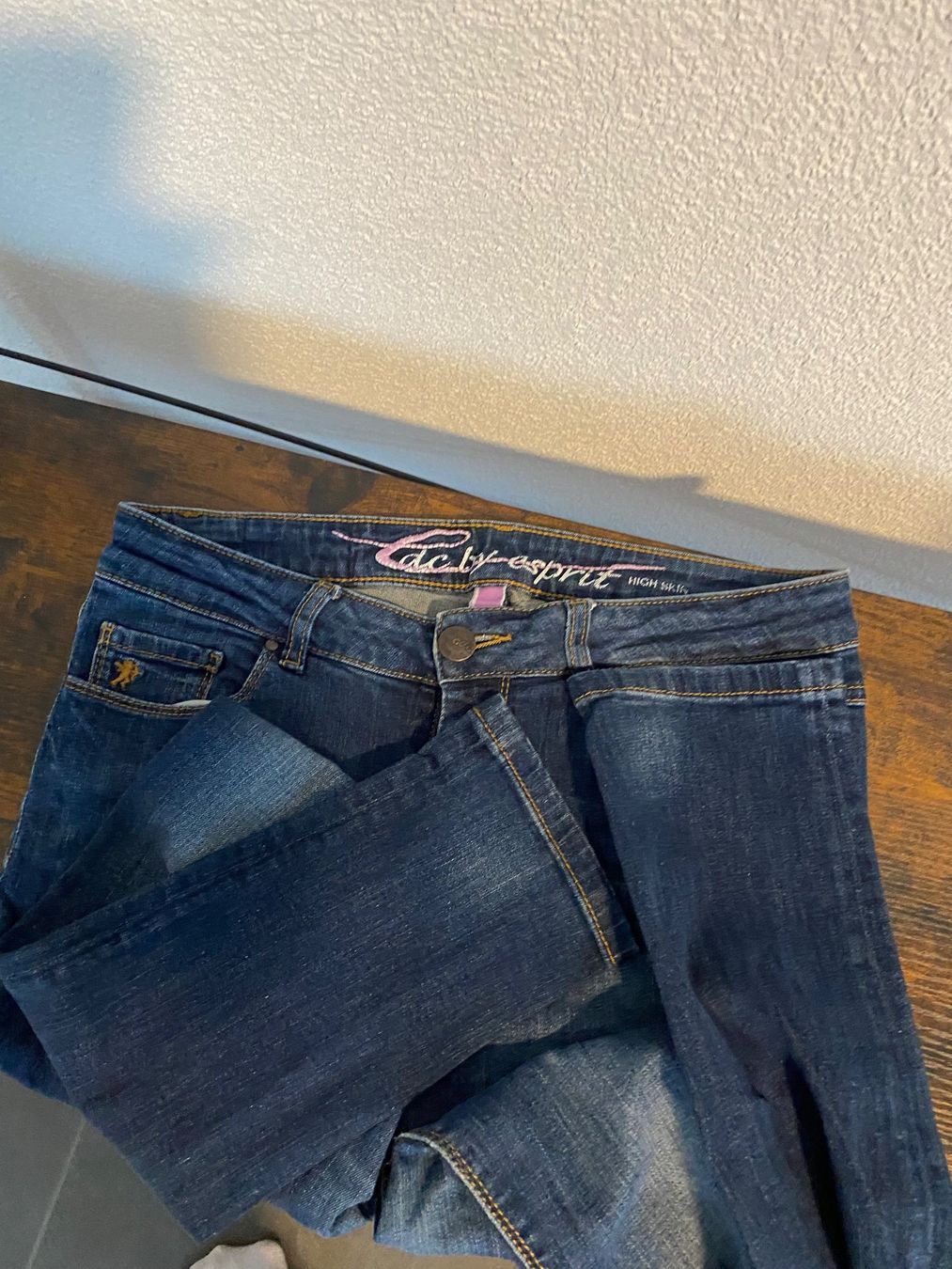 Esprit Jeans: 3 Jeans von esprit🥳 – Usato da Teufen AR venduto da Memilu 2
