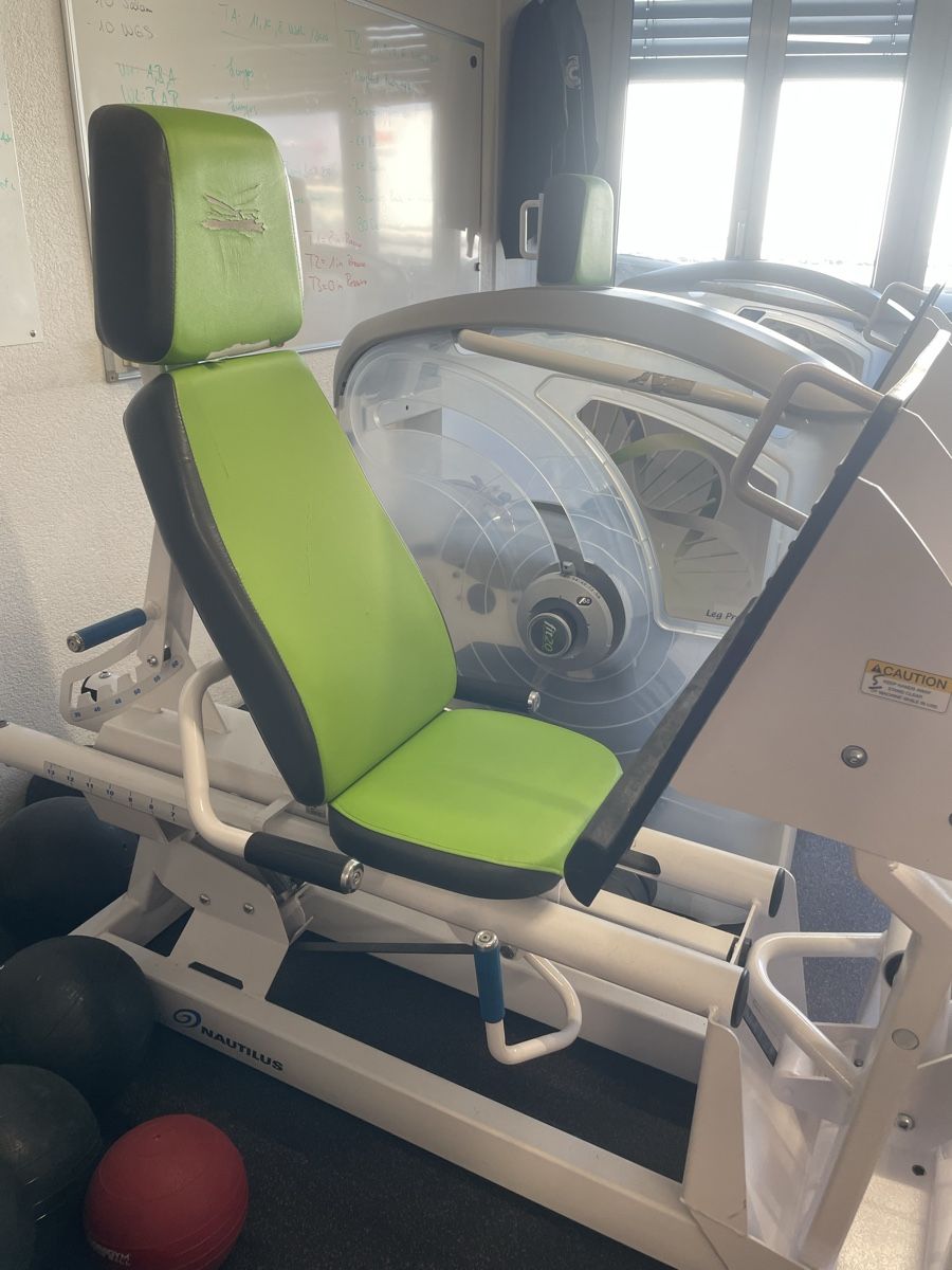 Nautilus Hometrainer: Nautilus Beinpresse – Usato da Dällikon venduto da balu814 1