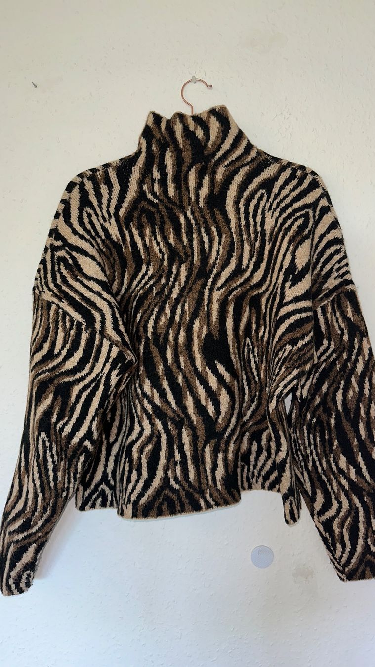Zara Maglioni & Felpe: Gemütlicher Pullover mit Muster, Gr. S – Usato da St. Gallen venduto da jul_5skb 1