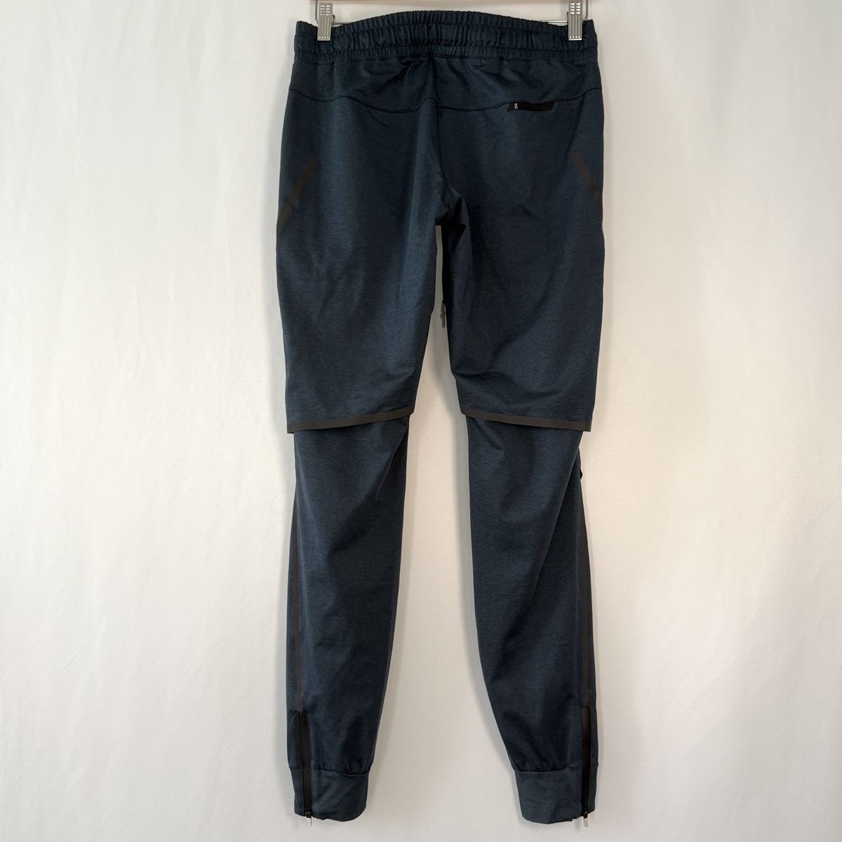 Pantaloni: ON Running Men's Pants – Nuovo (secondo la descrizione) da Freienbach venduto da Avviivva_Shop 3