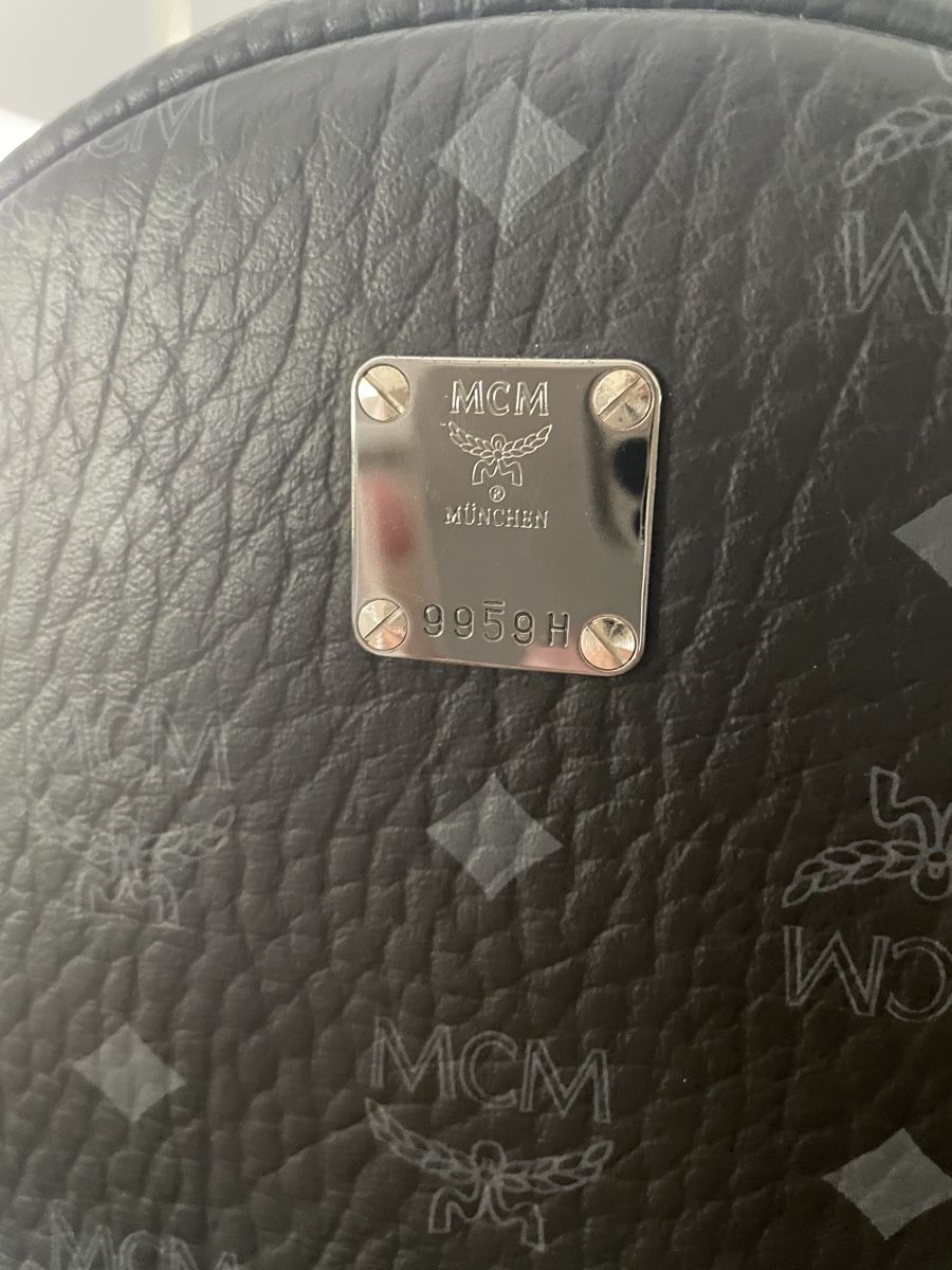Mcm Rucksäcke: MCM Rucksack schwarz – Gebraucht aus Bassersdorf von Ketty93 4