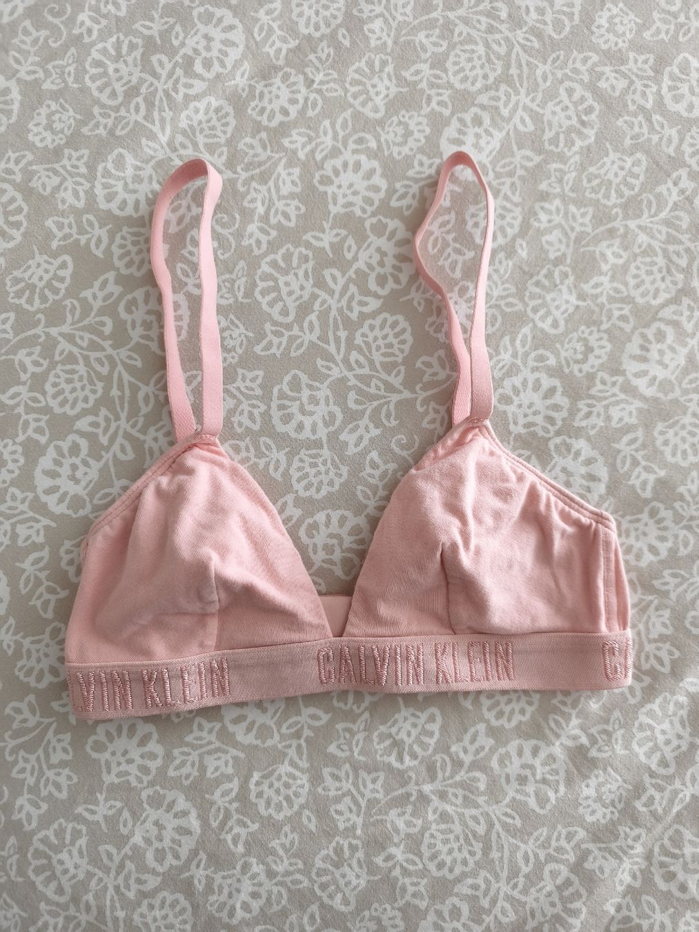 Calvin Klein Sonstige Unterwäsche: Calvin Klein Unlined Bra  – Gebraucht aus Zürich von nir_n9jc