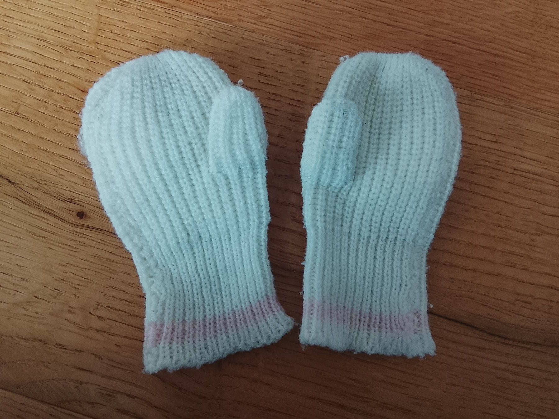 Guanti: Handschuhe 13 cm – Usato da St. Gallen venduto da Okonomyiaki 1