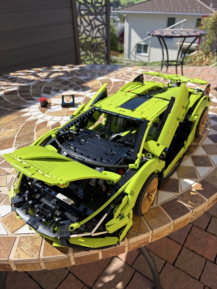 Lego Kit di costruzioni: Lego Lamborghini Sian – Nuovo (secondo la descrizione) da Neu St. Johann venduto da car_m27x 3