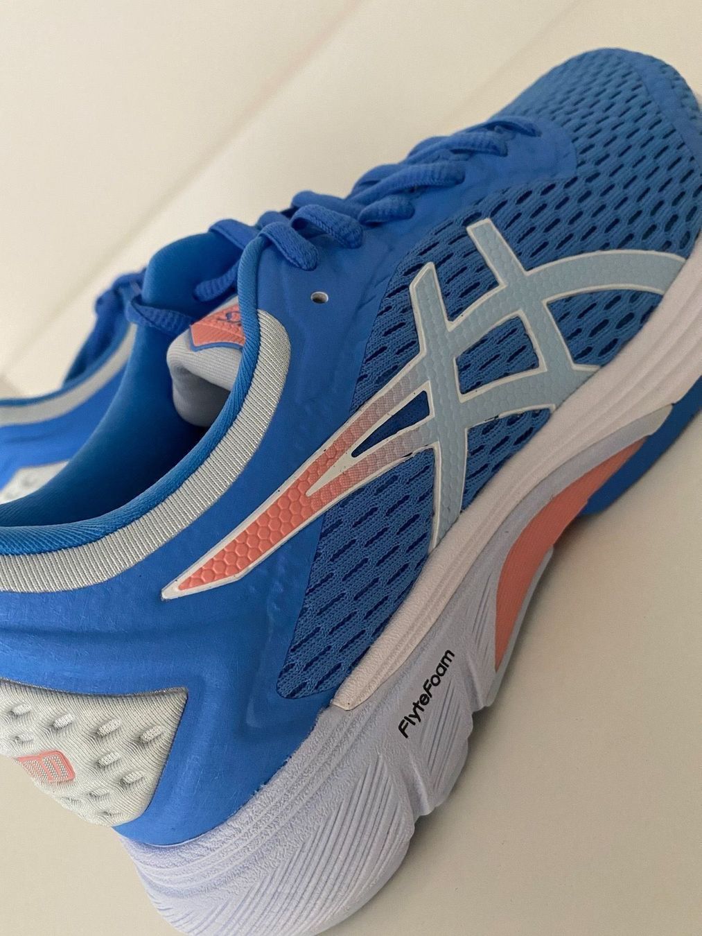 Asics Scarpe da donna: ASICS GT-4000 Laufschuh Damen, Gr. 37 – Nuovo e nell'imballaggio originale da Luzern venduto da falena01 4
