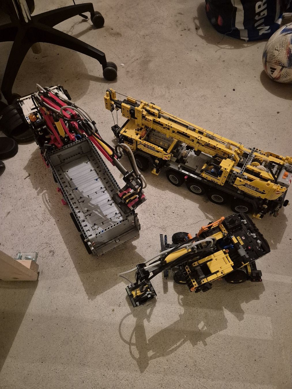 Lego Kit di costruzioni: LEGO Technic 42009 - Mobiler Schwerlastkran MK II  – Usato da Schüpfheim venduto da zemp00 3