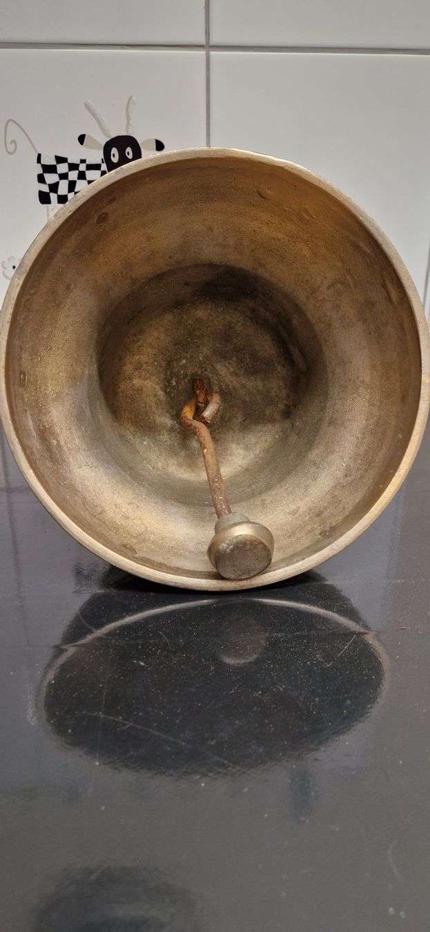 Glocken & Treicheln: Biaggi Glocke – Gebraucht aus Fischenthal von sackblitz 4
