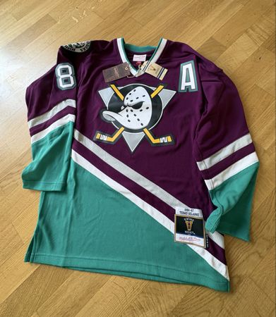 🦆NWT ! /Iconic Purple Mighty Ducks / Selanne / Sz. XL 