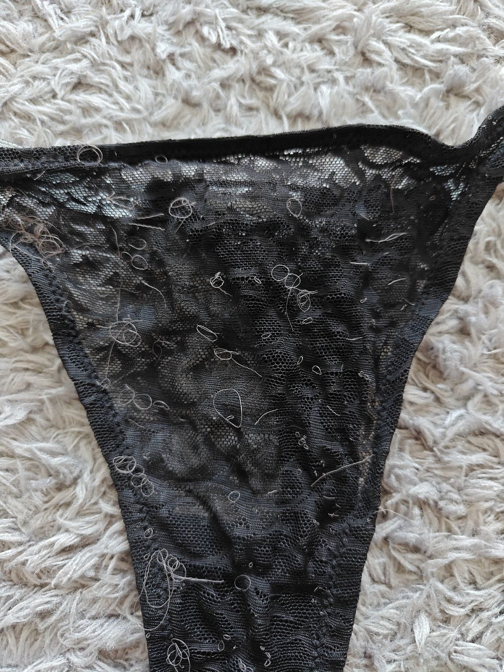 Guess Autres dessous: Guess String Tanga – Défectueux à Pieterlen par Saemelili 2