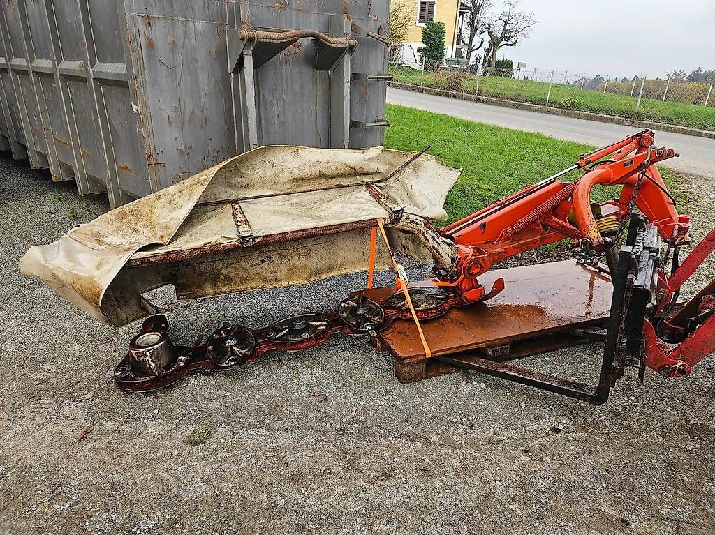Alle Maschinen: Heckmähwerk Kuhn GMD 55 – Gebraucht aus Dietwil von farmer00