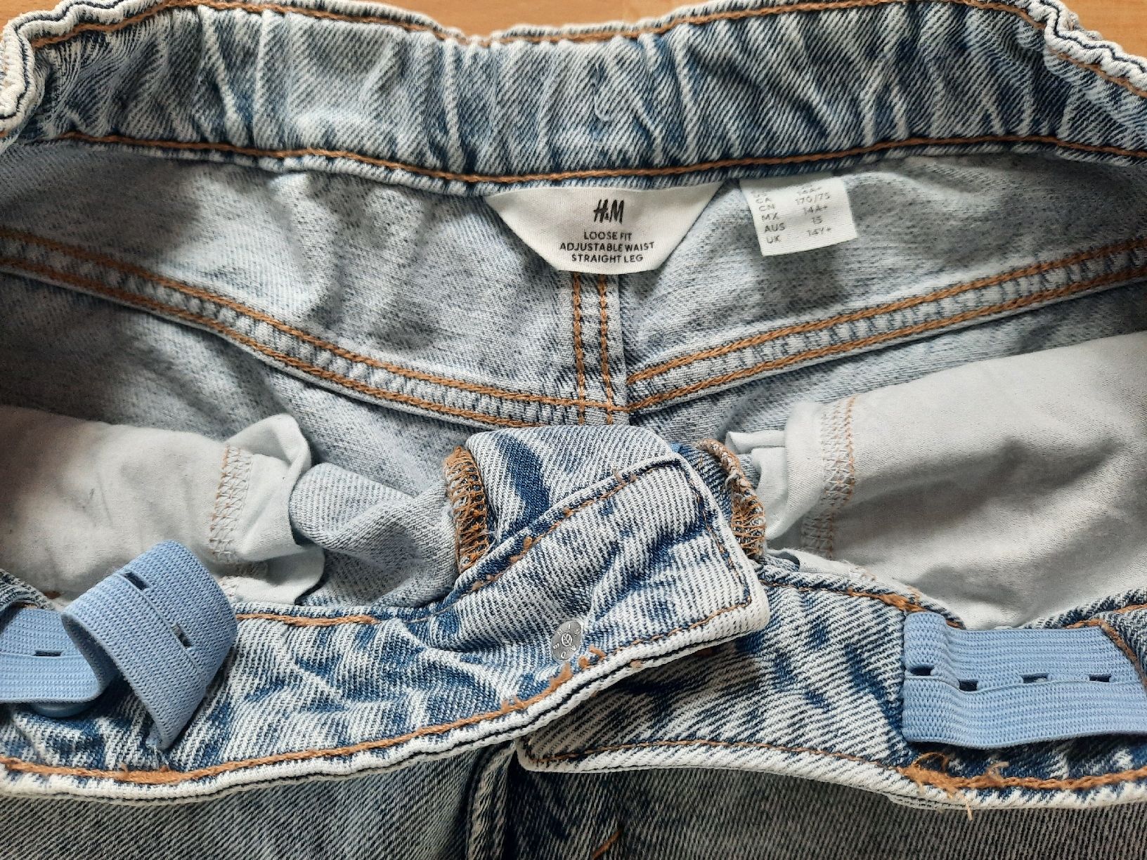 H&M Pantaloni: Loose Fit Jeans Gr.170 H&M – Usato da Jonschwil venduto da sonja8472 3