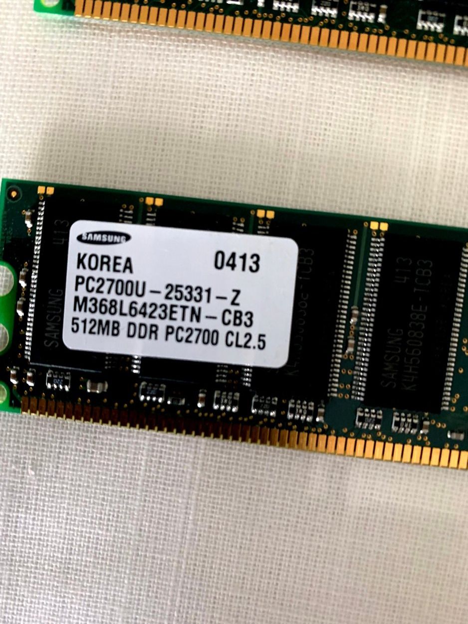Samsung Notebook: RAM * 2 alte Samsung Laptop Computer 512MB RAM – Usato da Emmen venduto da newdeal1970 2