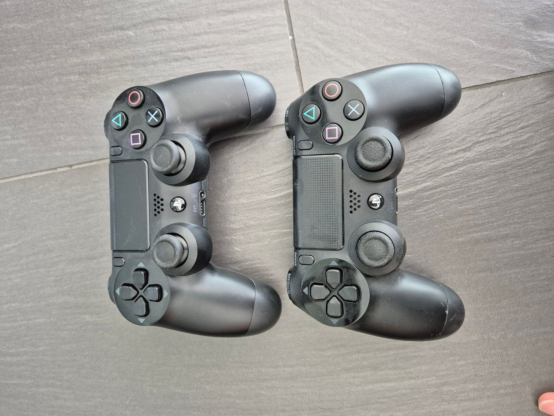 Sony Konsolen: Playstation 4 (defekt) inkl. 2 Controller – Defekt aus Sissach von MarcoBa01 3