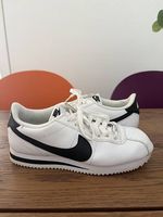 Nike Cortez weiss/schwarz Gr. 38.5