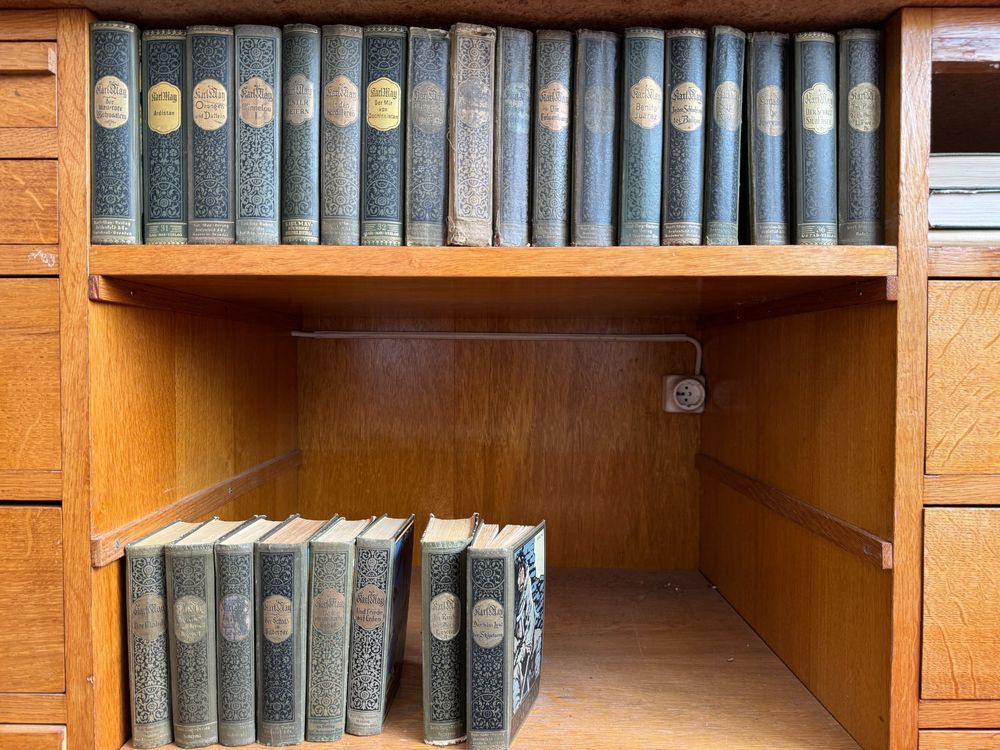Livres: Karl May Gesammelte Werke – D'occasion à Basel par inf_z7j8