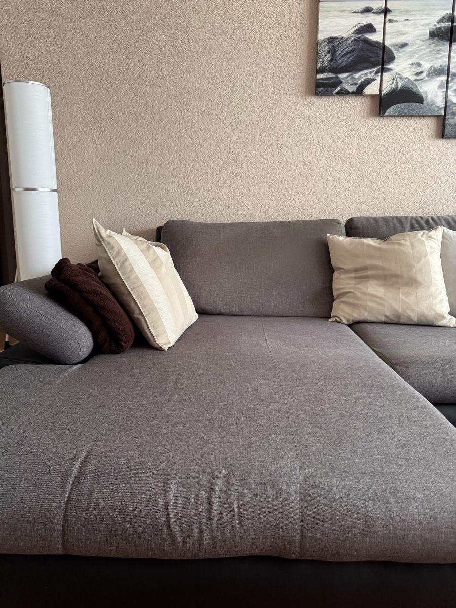 Conforama Divani: Ausziehbare Couch – Usato da Urdorf venduto da lau_6lv5 7