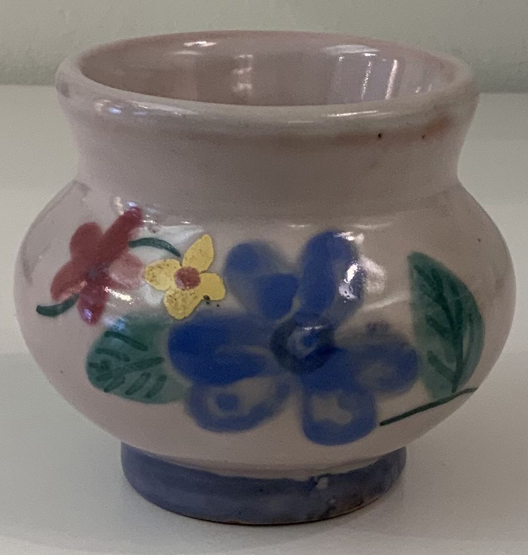 Vasen & Gefässe: Petit vase Menelika – Gebraucht aus rolle von Tontonjulot