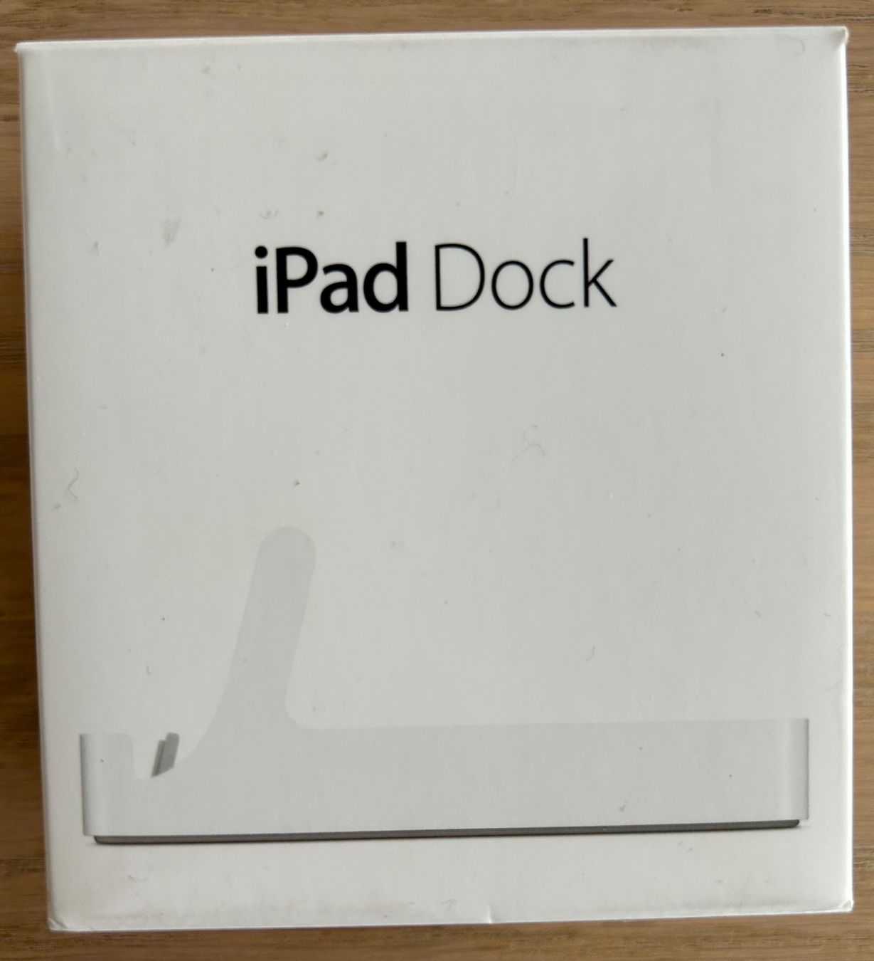 Docking station: Apple iPad 2 Docking station + Camera connector – Usato da Grimisuat venduto da Apr722 4