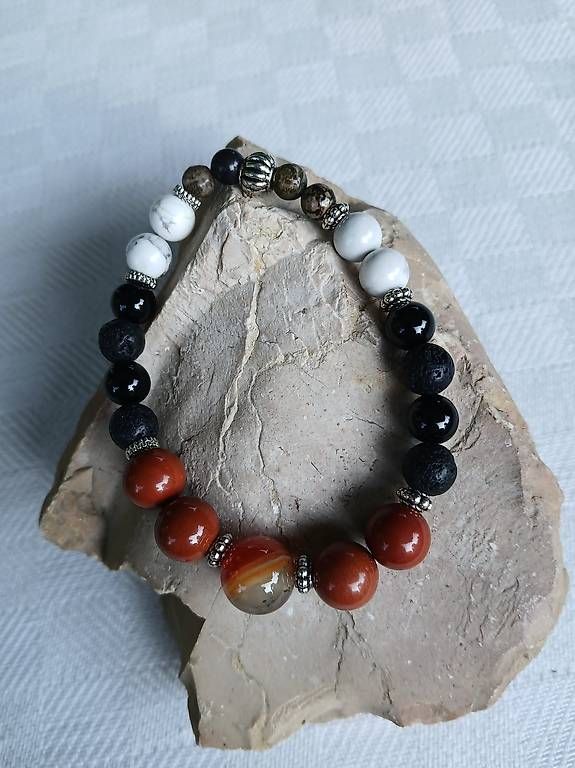 Bracelets: Neues Edelsteinarmband – D'occasion à Arlesheim par edmss