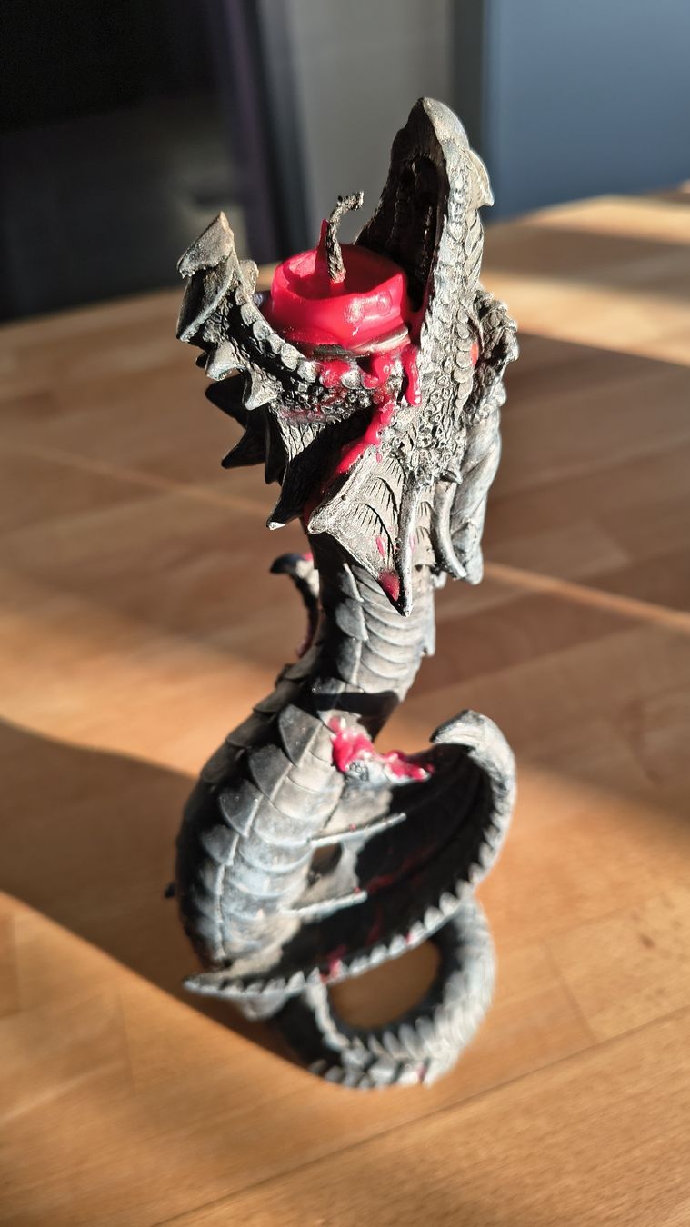 Portacandele: Gothic Kerzenständer Drache – Usato da Dietikon venduto da Bobbyboa