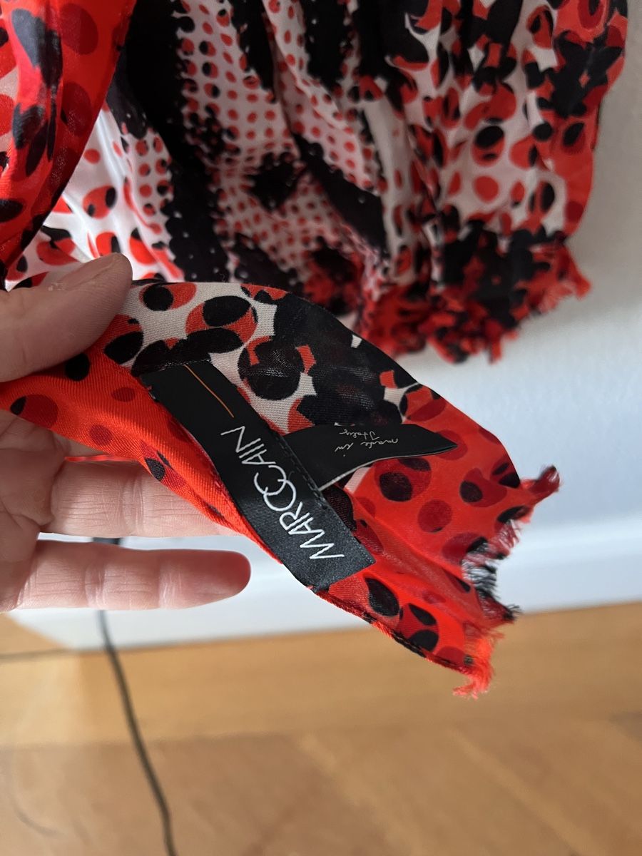 Marc Cain Foulard & Sciarpe: Schal Marc Cain, schwarz rot weiss – Usato da Solothurn venduto da Brini06 3