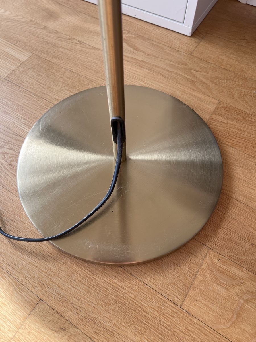Ikea Lampade: Stehlampe gold – Usato da Langnau i. E. venduto da cri1989 3