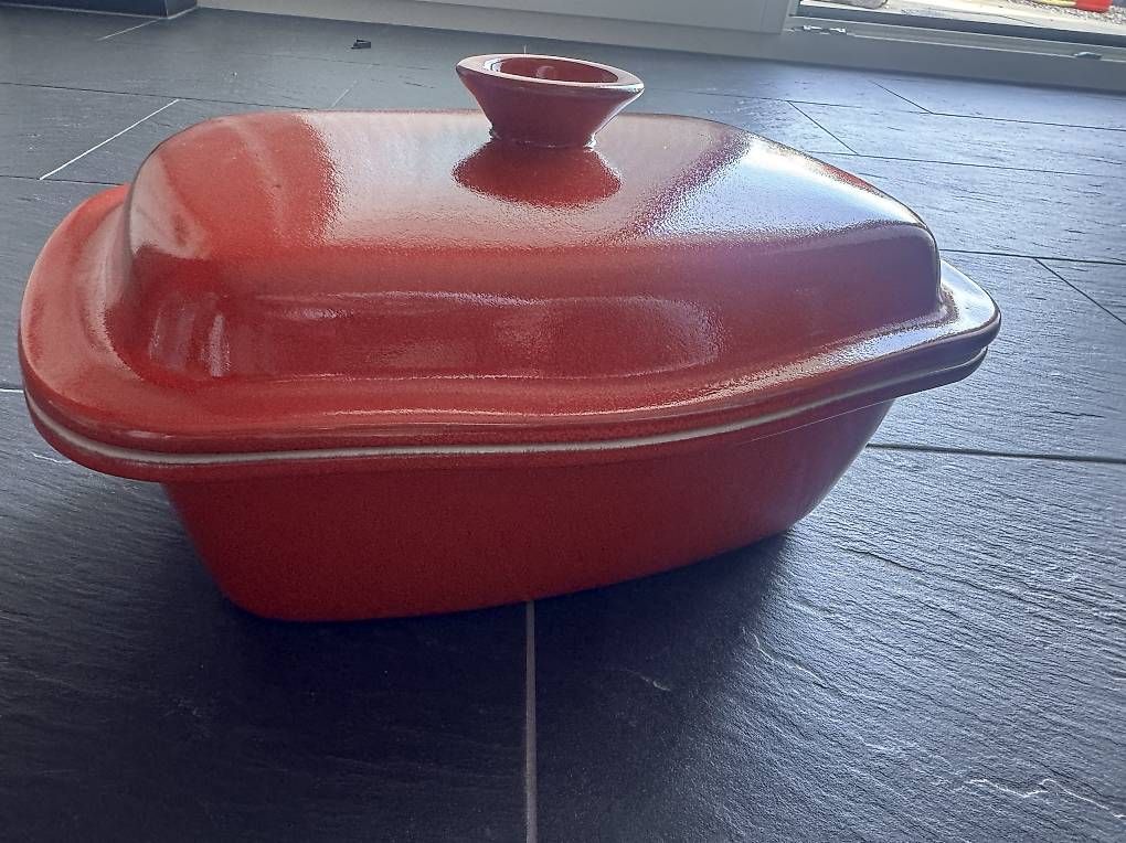 Emile Henry Backformen: Römertopf/ Schmortopf Emile Henry – Neu (gemäss Beschreibung) aus Altendorf von Nordseekind