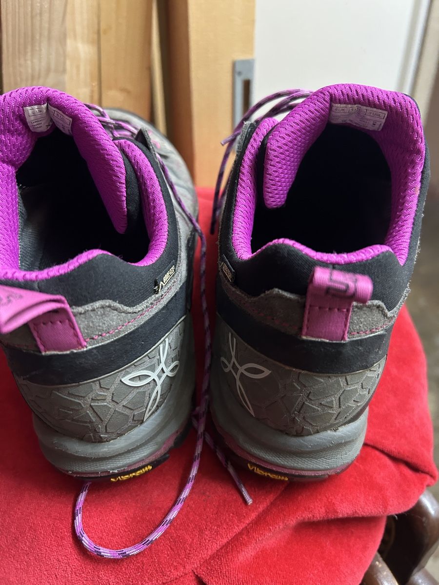 Montura Scarpe da donna: Chaussures MONTURA | 39 – Usato da Lausanne venduto da kimono13 1